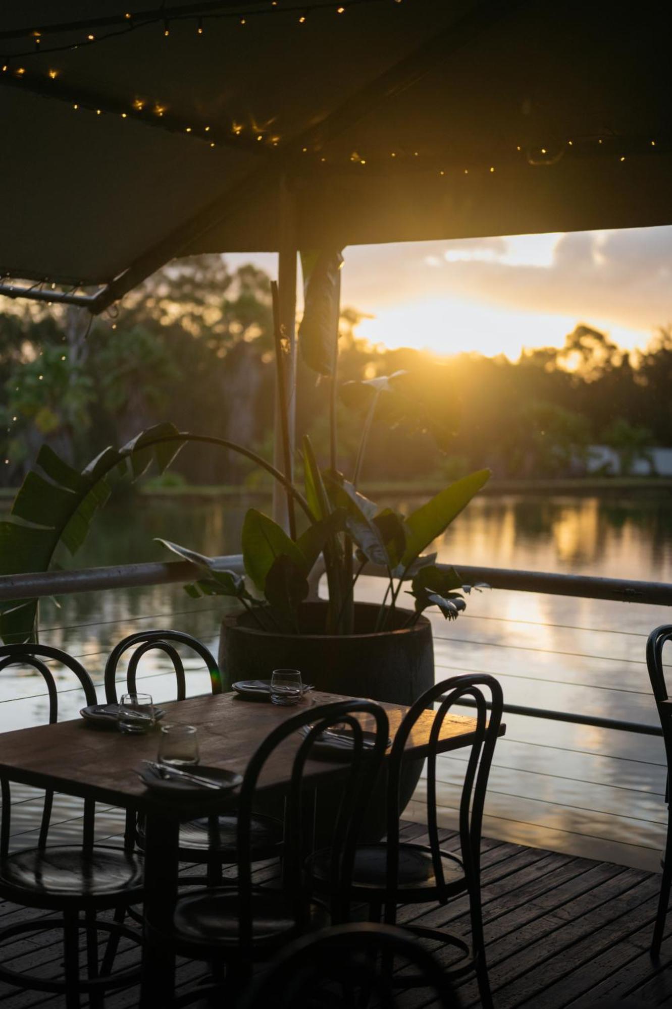 The Boathouses At Leaves & Fishes 勒弗戴尔 外观 照片