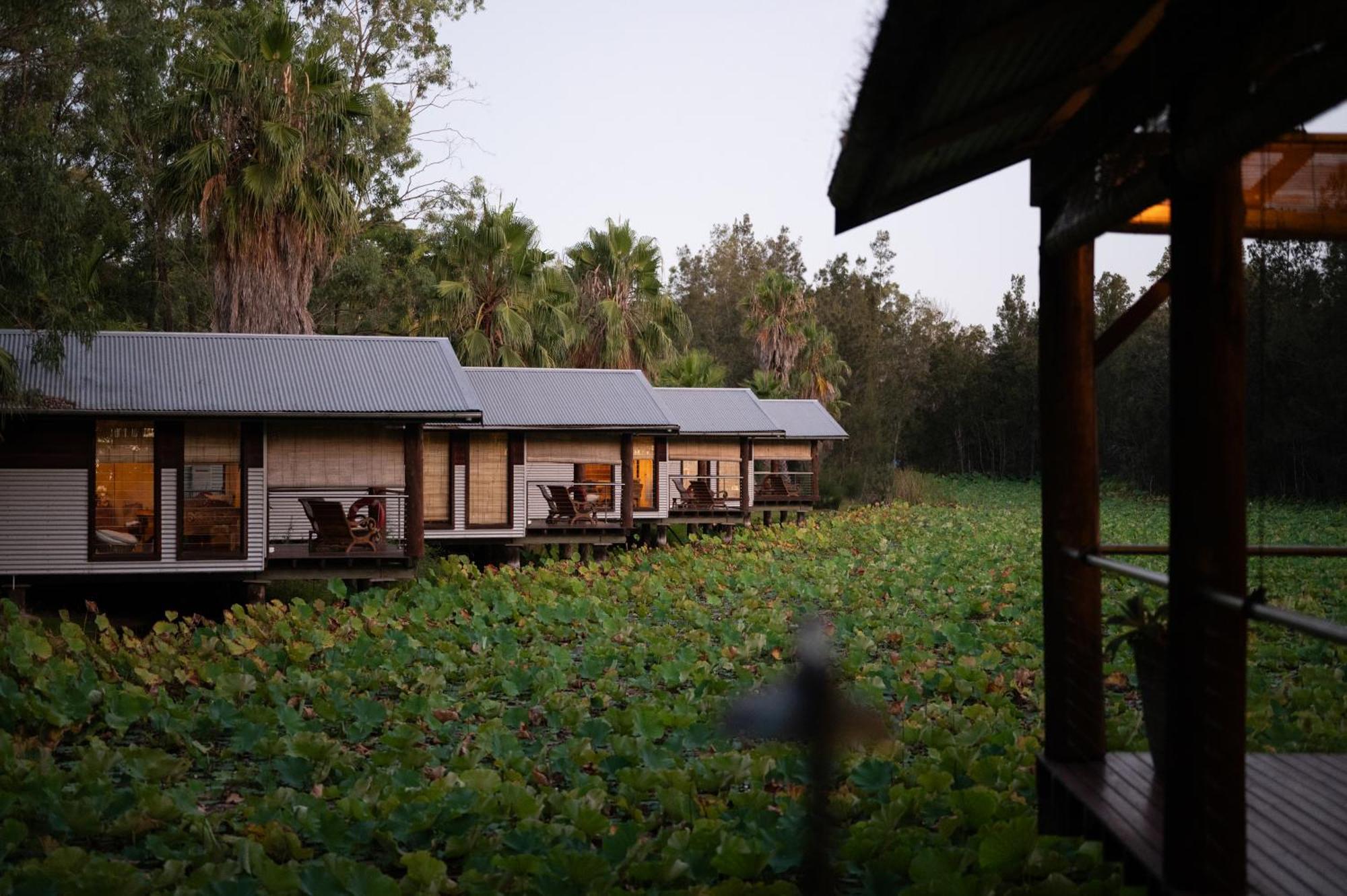 The Boathouses At Leaves & Fishes 勒弗戴尔 外观 照片